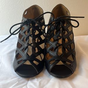 Black cutout lace up wedge size 8.5